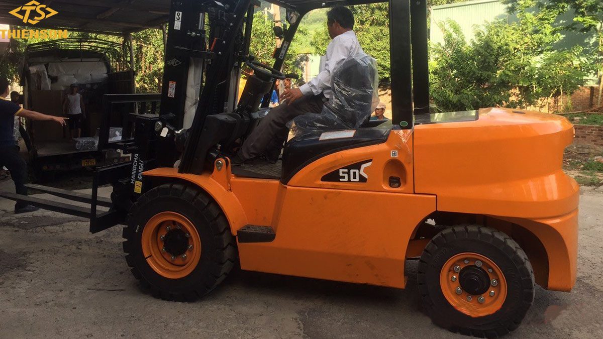 Xe nâng dầu 5 tấn dòng X