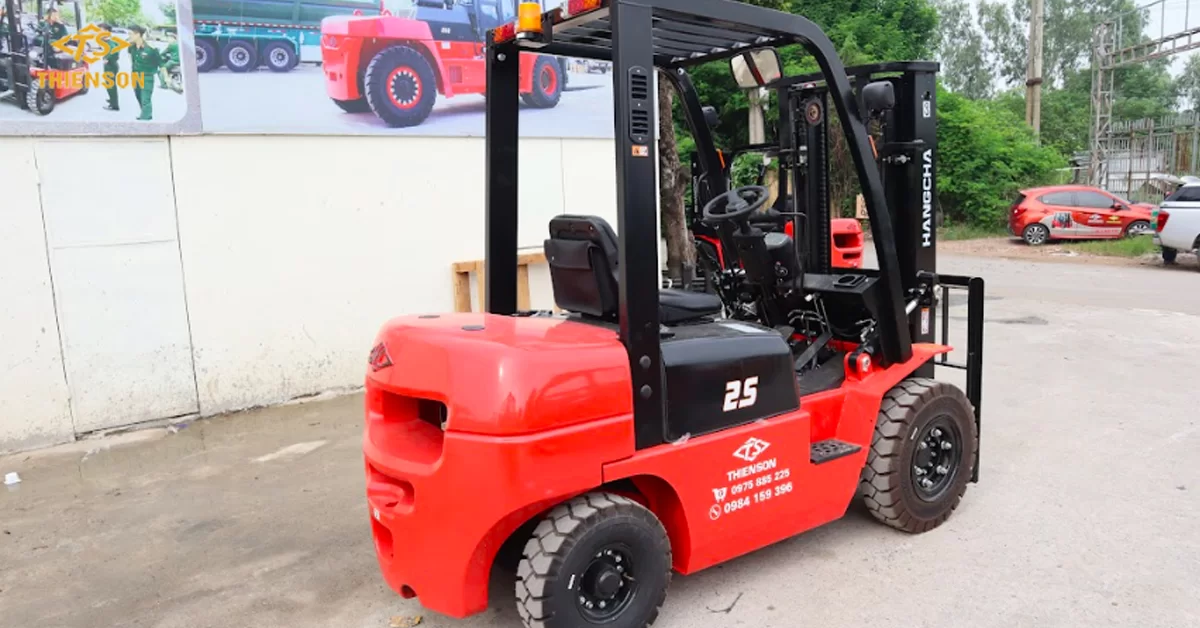 Xe nâng dầu 2.5 tấn dòng A