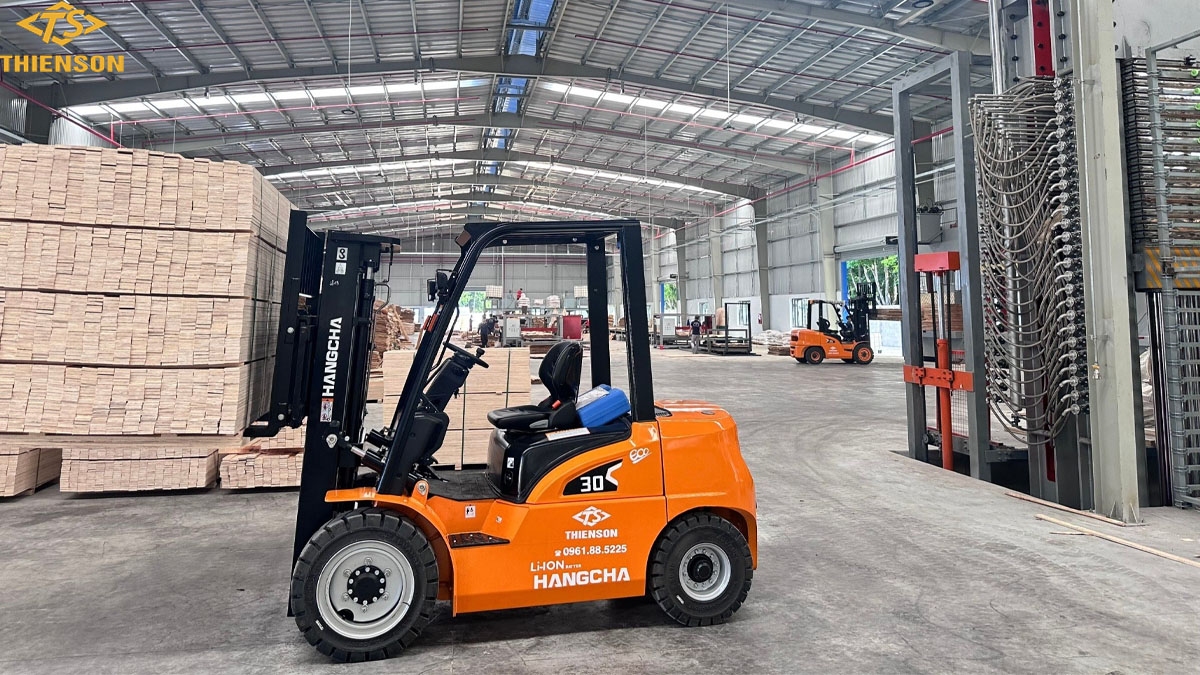Xe nâng điện 3 tấn 