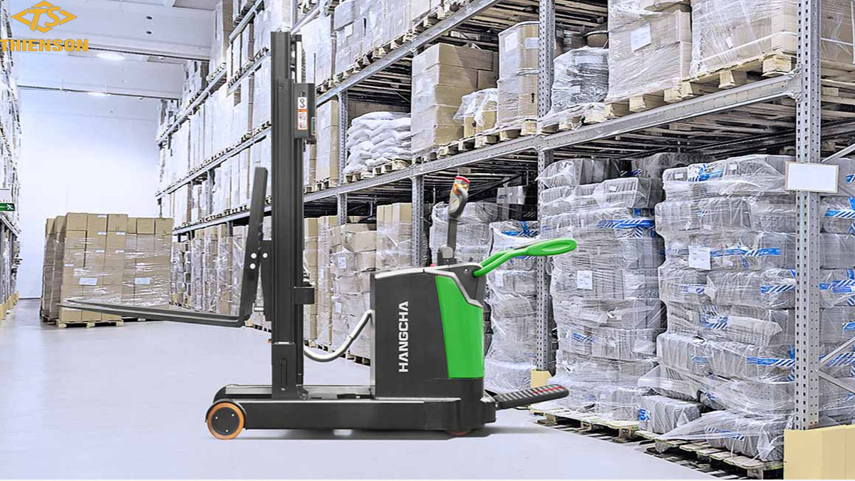 Xe nâng tay điện cao