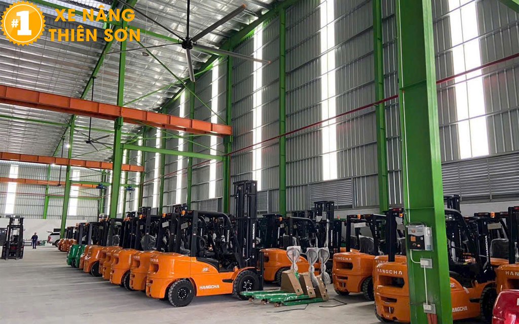 địa chỉ mua xe nâng dầu uy tín