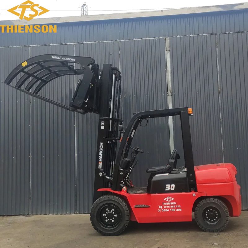 Xe nâng kẹp gỗ